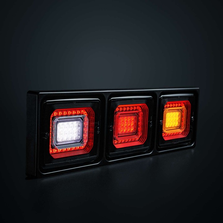 Feu arrière LED FOR9T Illusion 3 fonctions, STRANDS