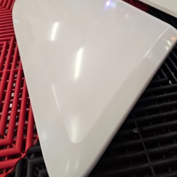 Angle de déflecteur sur côté calandre - IVECO S-WAY (La paire)