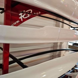 Spoiler Polyester New Scania Type 9 – Petit Pare-Choc avec 5 découpes veilleuses (NTG)