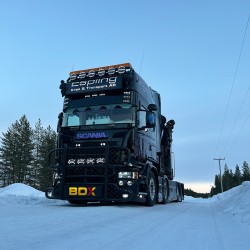 PHARE LONGUE PORTÉE OVALE OZZ XO1 P BLACK, OZZ