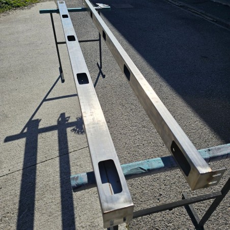 BARRES LATERALES RENAULT/VOLVO EMPT 3800 INOX POUR 5 VEILLEUSES LEDS AVEC SUPPORTS