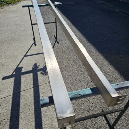 BARRES LATÉRALE INOX 80*40MM SCANIA NTG EMPT 3750MM, SANS DÉCOUPES (LA PAIRE)
